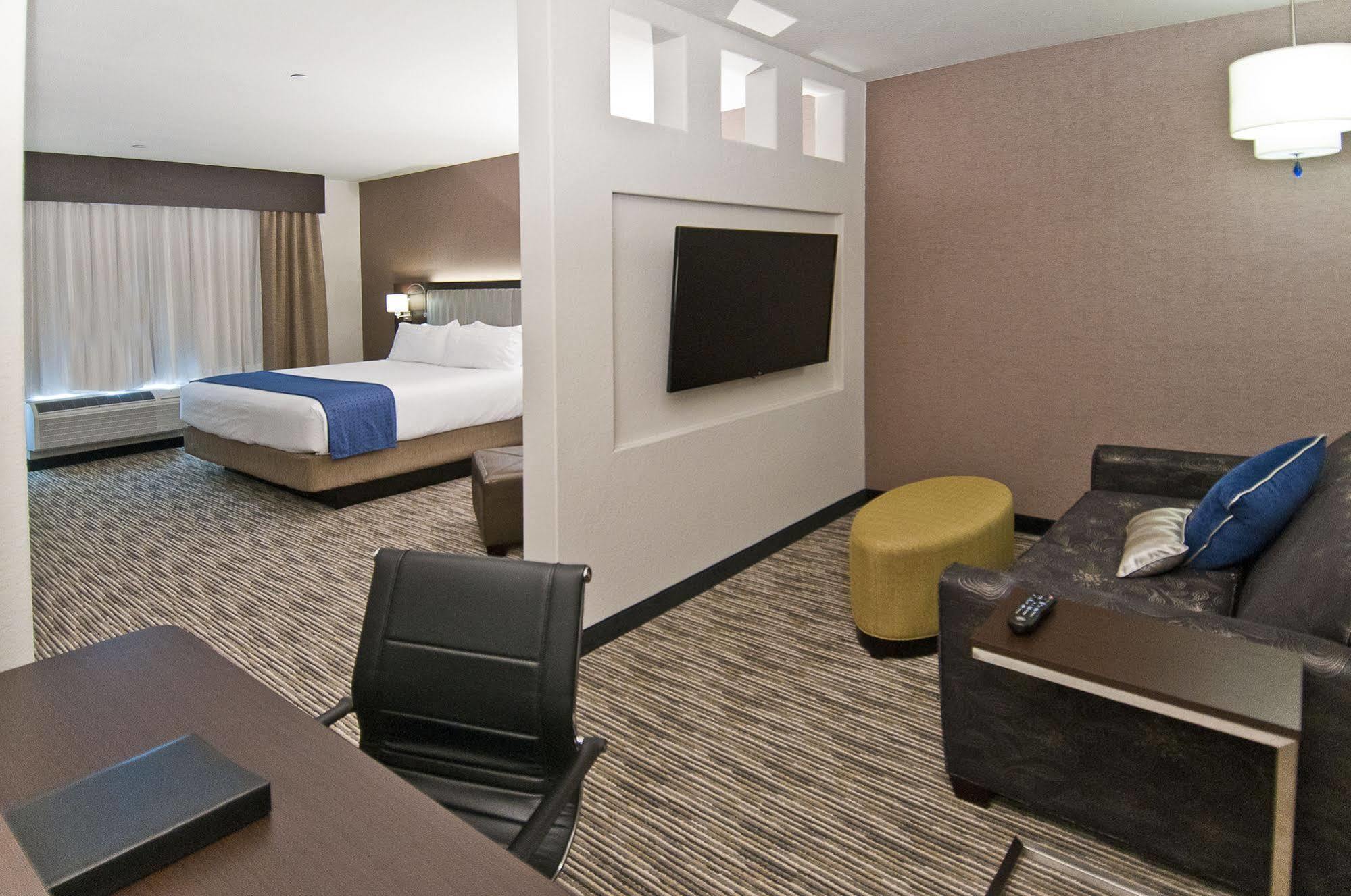 Holiday Inn Austin Airport By Ihg Ngoại thất bức ảnh