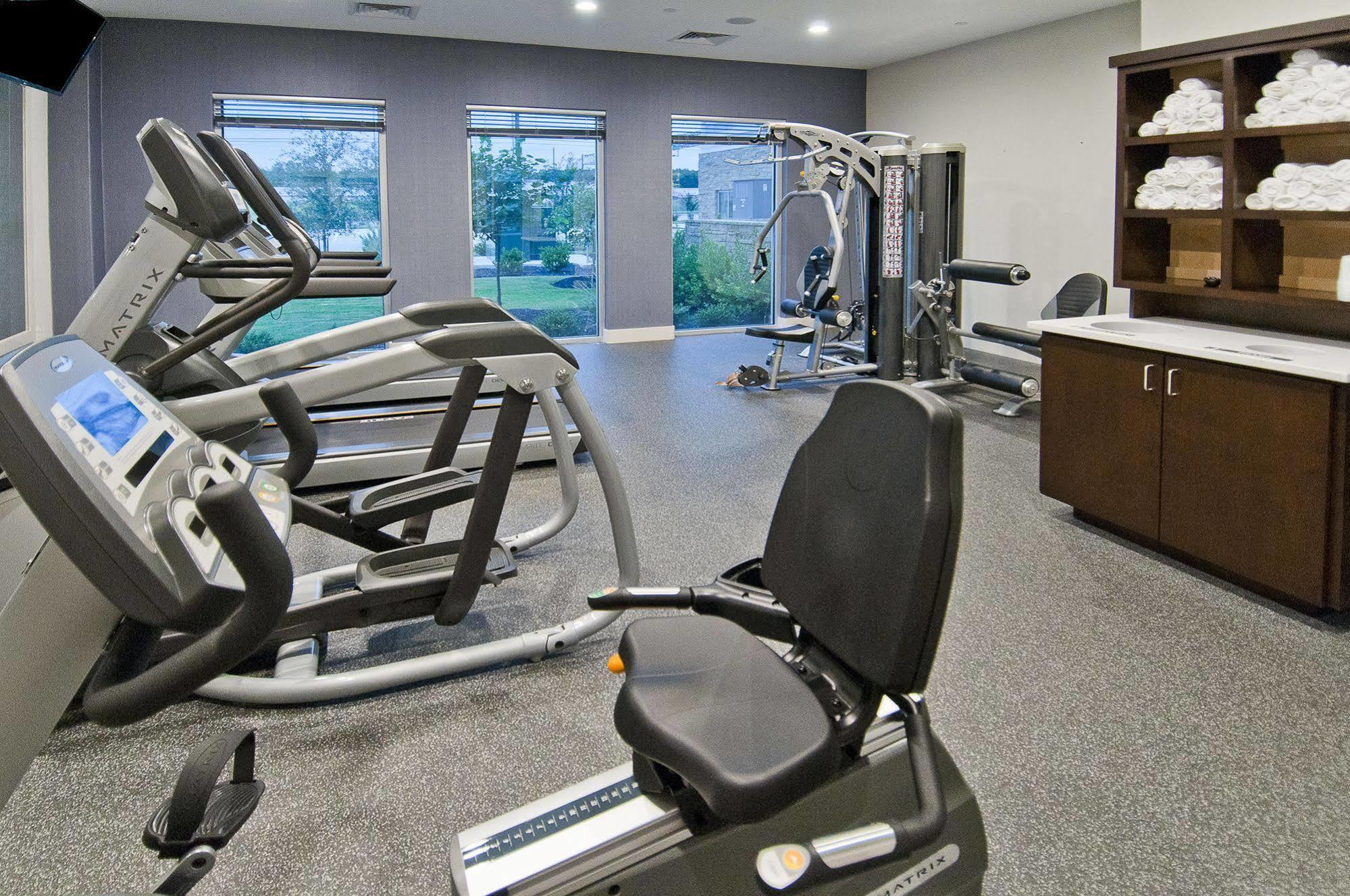 Holiday Inn Austin Airport By Ihg Ngoại thất bức ảnh